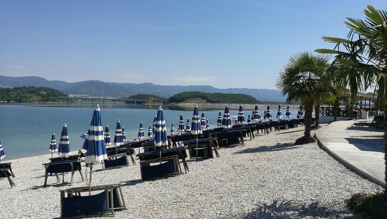 Apartmán Attico A Barberino Di Mugello Exteriér fotografie